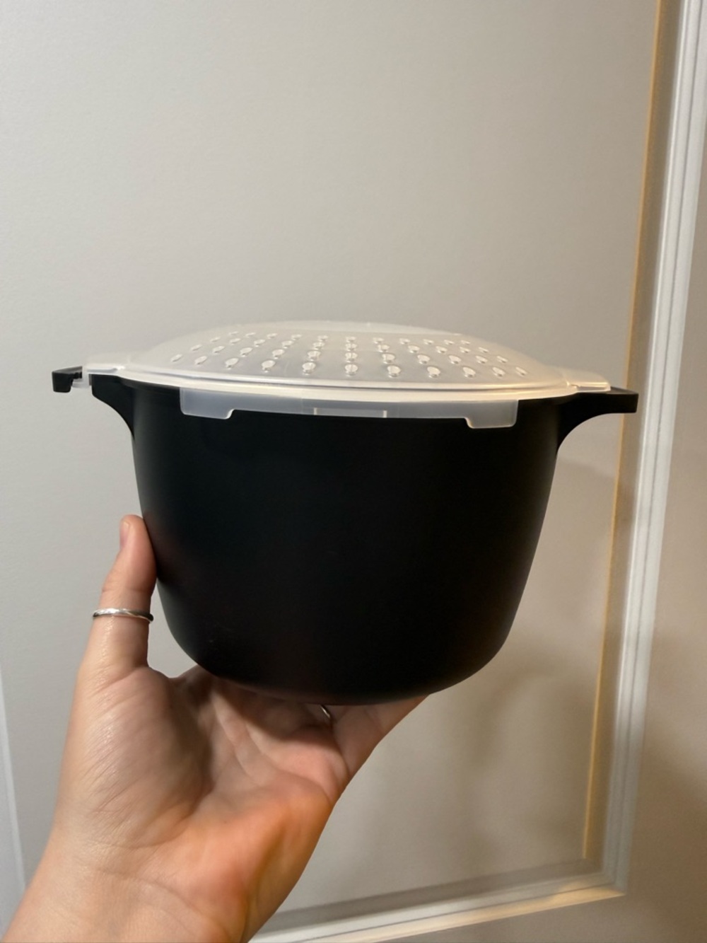Brand new pampered chef 2 quart micro steamer